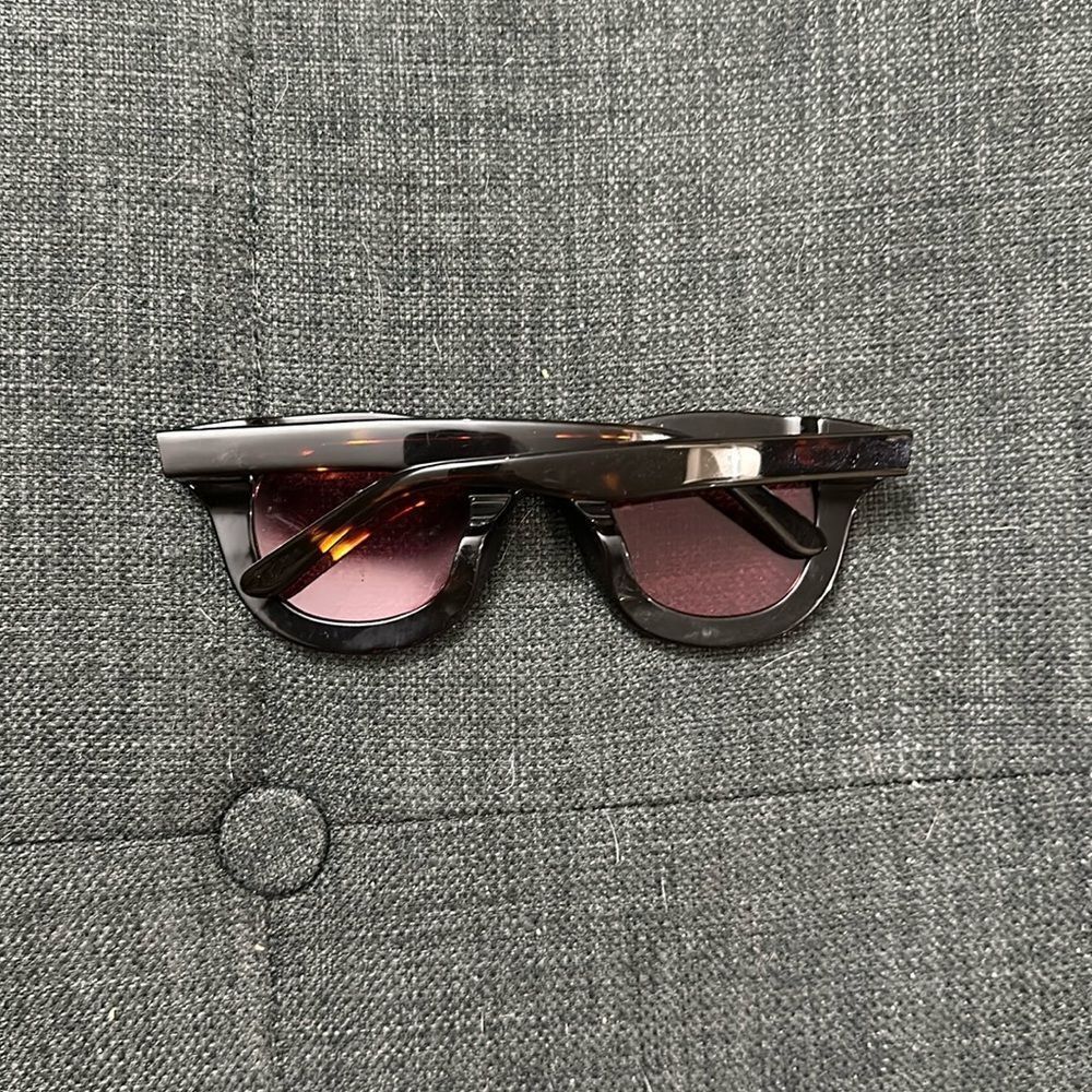 THIERRY LASRY Black Tortoiseshell Sunglasses with Pink Gradient Lenses